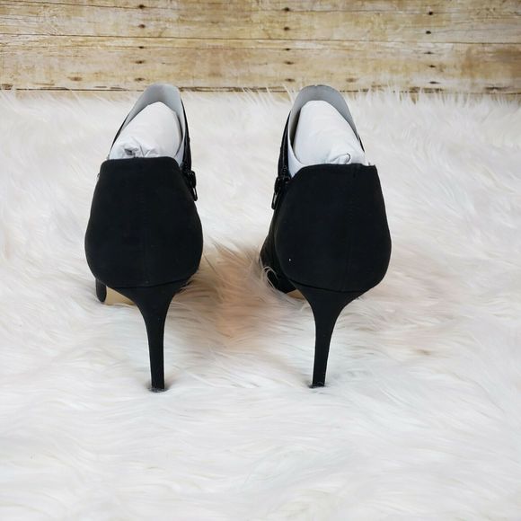 Nine West ZANIA  Black Perforated Peep Toe Bootie - Picture 5 of 8